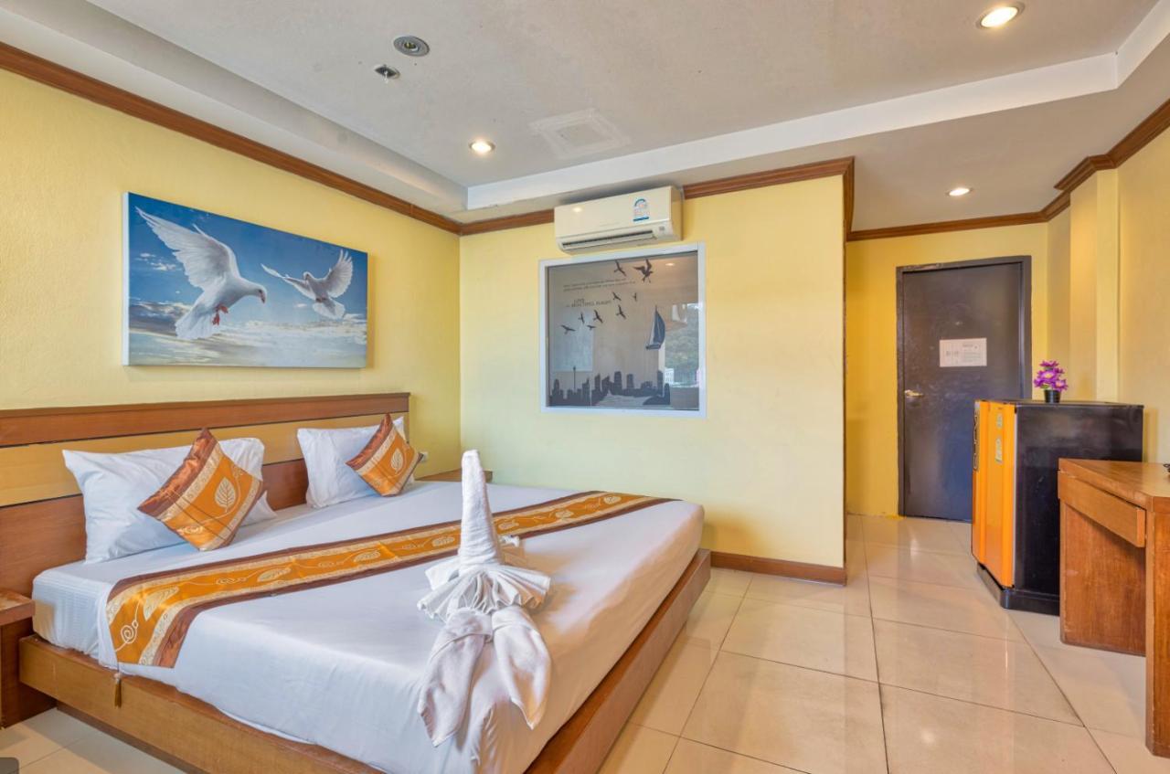 Tj Patong Hotel - Otop Shopping Paradise Exterior photo